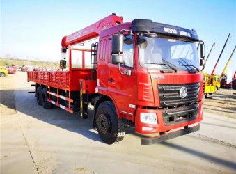 東風(fēng)華神F5隨車吊，可選裝8-12噸吊機(jī)，成熟可靠專業(yè)