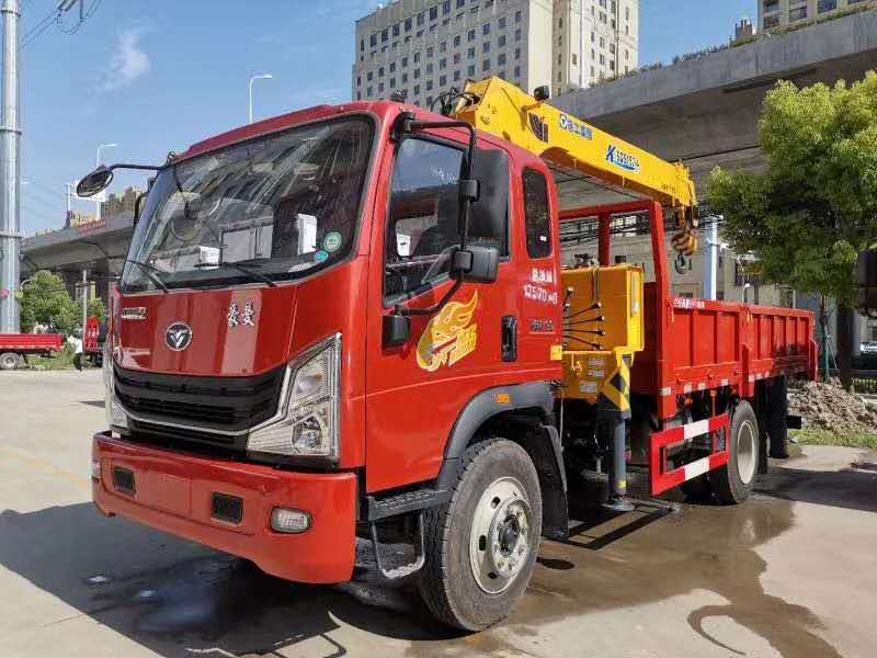 重汽前四后八隨車(chē)吊