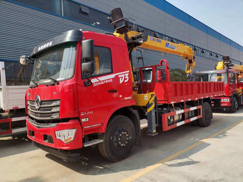 東風(fēng)D3單橋隨車(chē)吊（8T）