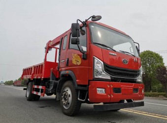 重汽豪曼隨車(chē)吊，限寬2.